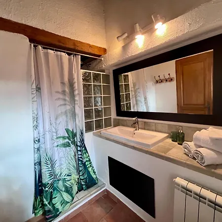 Le Priolat Des Anges Aux Portes Des Gorges Du Verdon Bed & Breakfast *