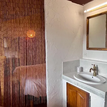 Le Priolat Des Anges Aux Portes Des Gorges Du Verdon Bed & Breakfast Trigance